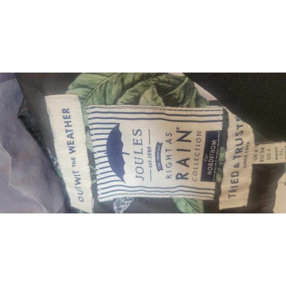 Joules Right as Rain Collection for Nordstrom Black Floral Rain Jacket Hood Sz 2 - Picture 4 of 4